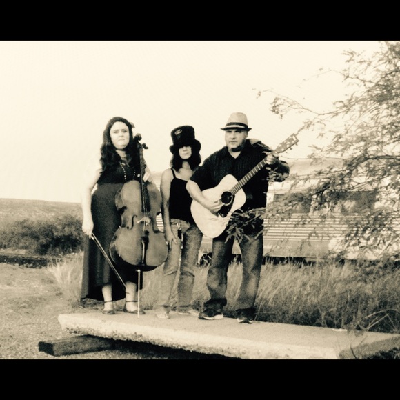 Meet your Posher, Erika - Picture 7 of 8